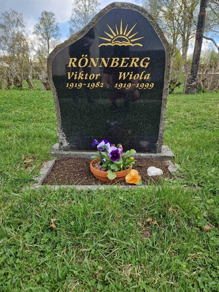 Grave number: 501 07 639-640