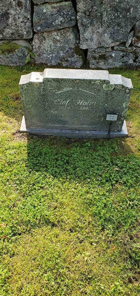 Grave number: Jä 10    13-14