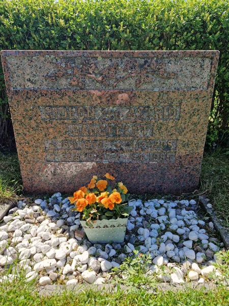Grave number: 501 26 5357-5359