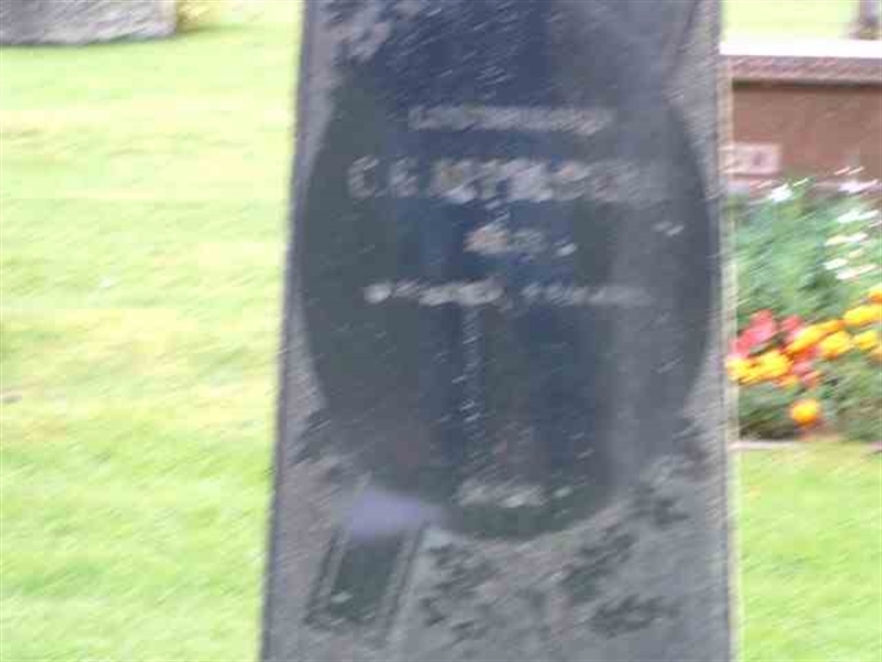 Grave number: 01 E   177