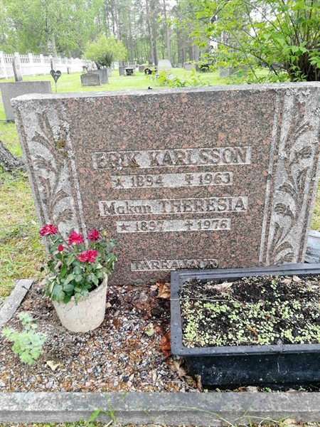 Grave number: NK 02     2