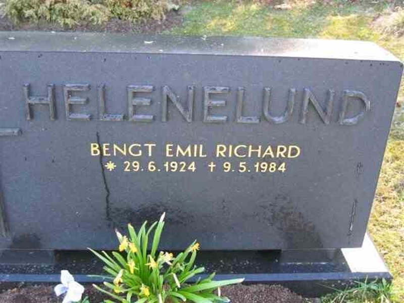 Hautatunnus: 1 GA SK    605-606