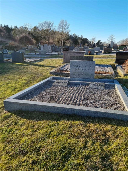 Grave number: TG 005 0739, 0740