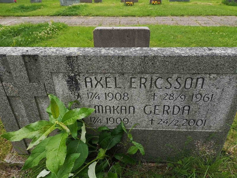 Hautatunnus: NK 09    21