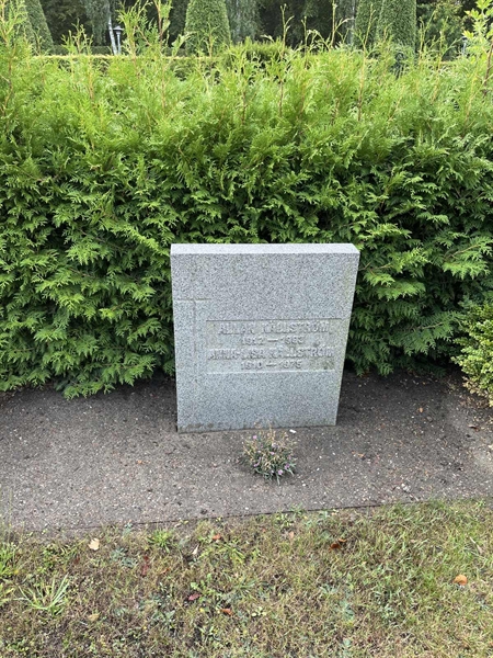 Gravnummer: NK XIV    63