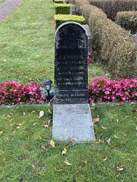 Grave number: Kärn ga pers    55-56