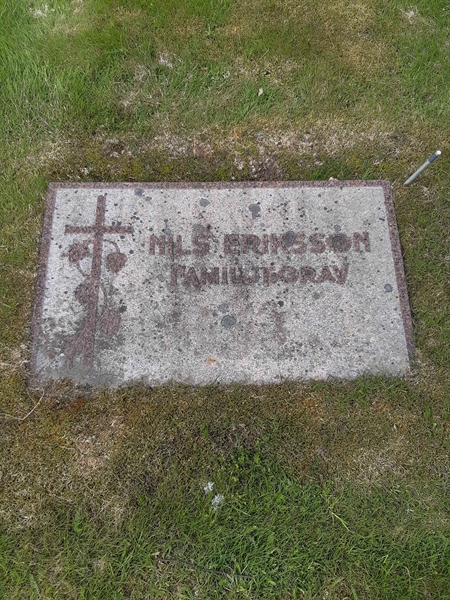 Grave number: KA 07    16