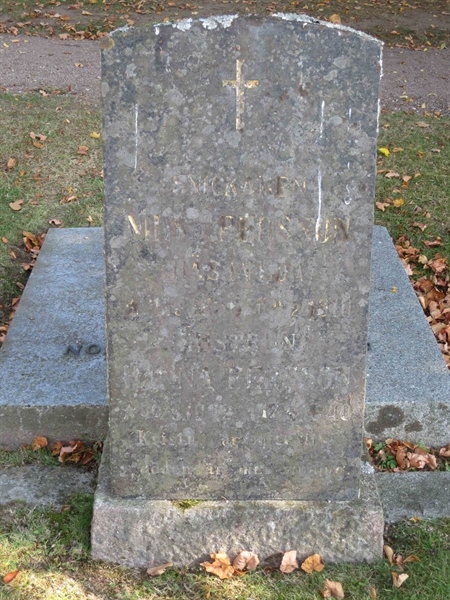 Grave number: HK C   236, 237