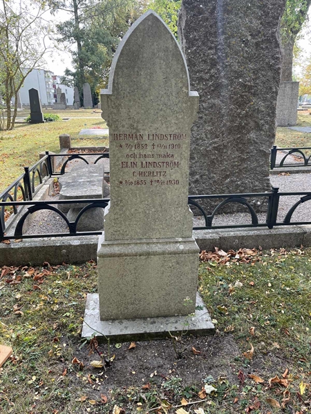 Grave number: Ö 12    28.A-B