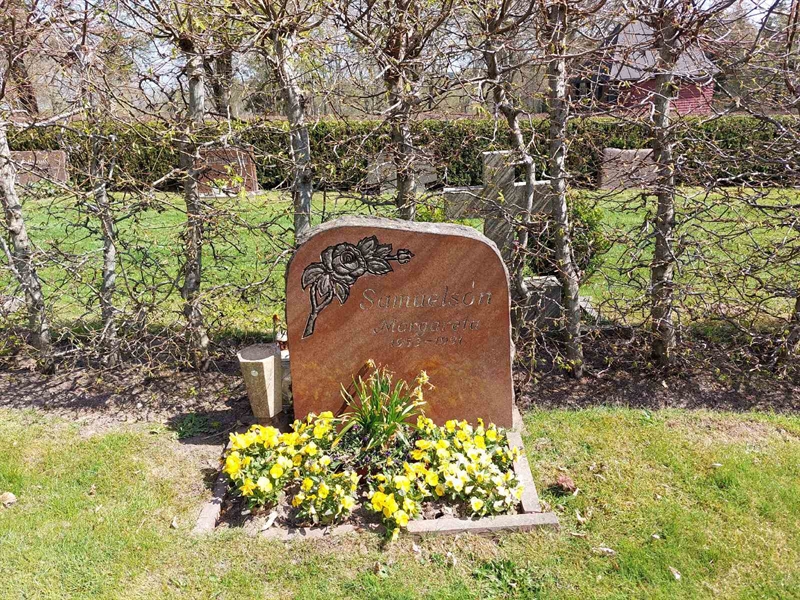 Grave number: HÖ 8    9, 10