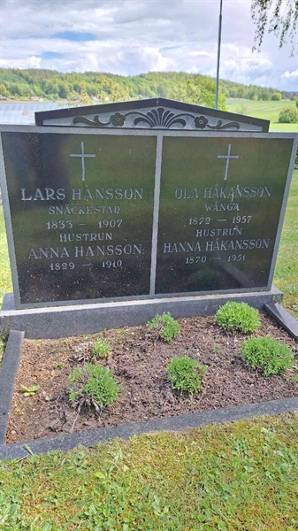 Grave number: VG D   131-132