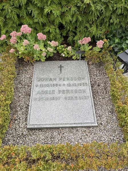 Grave number: NK Urn s    23