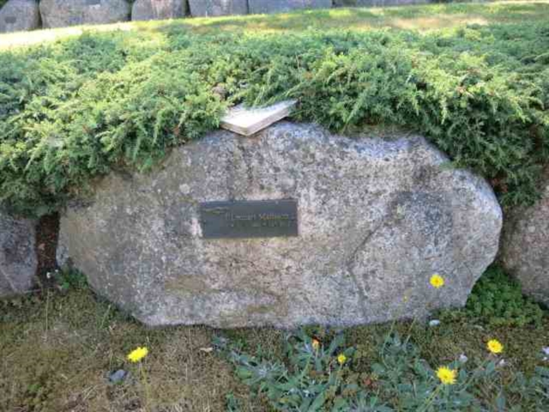 Grave number: TN AL 5    65-66