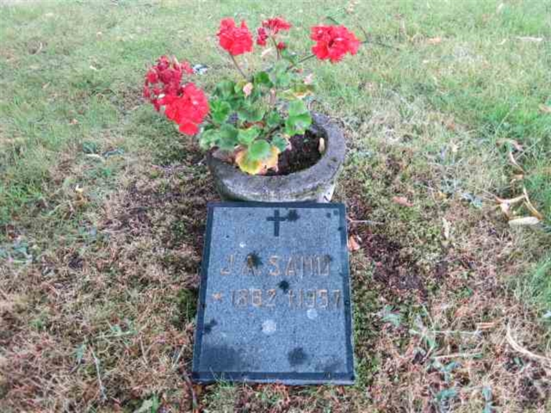 Grave number: TN B    56B