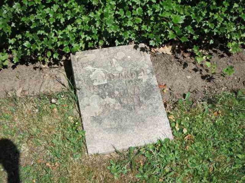 Grave number: TN 1   316-317