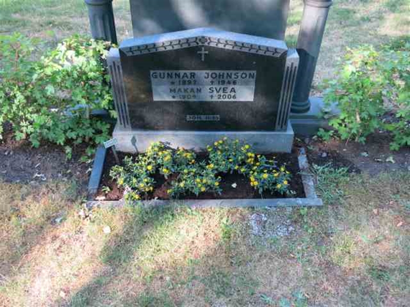 Grave number: TN 8    98-99