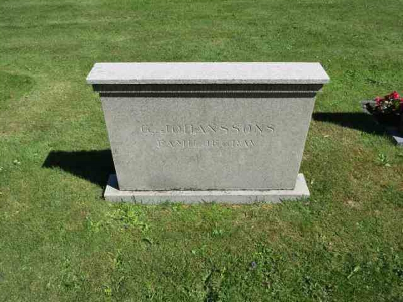 Grave number: RG C   309-310