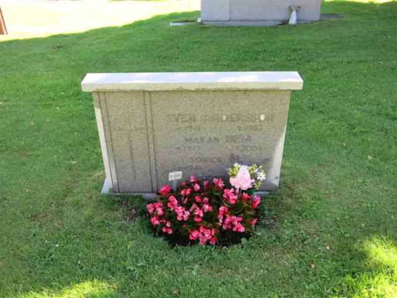 Grave number: RN B   505-506