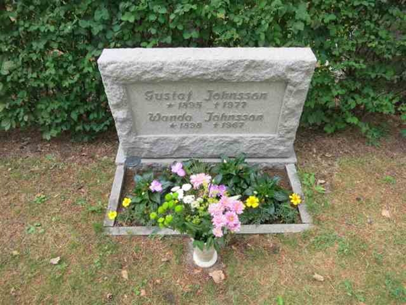 Grave number: TN S   133-134