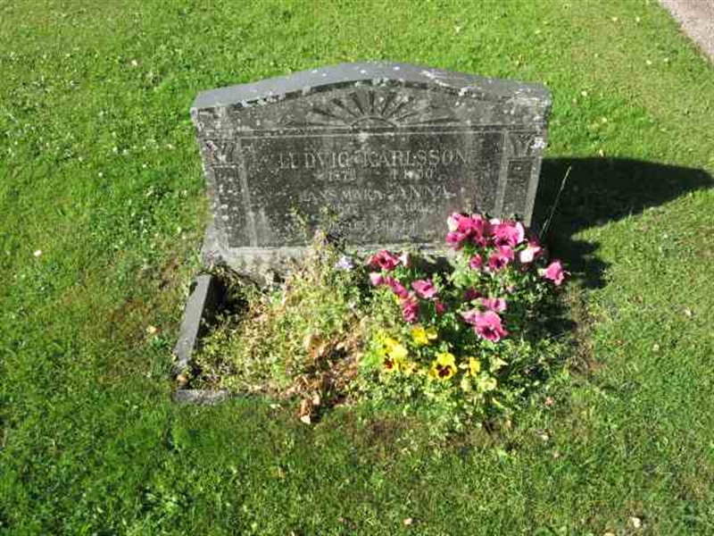 Grave number: RN B   564-565