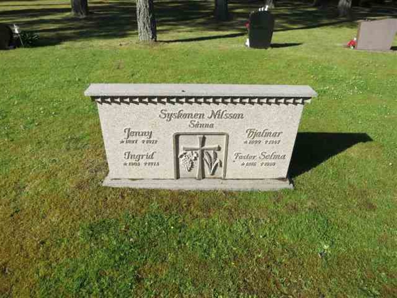 Grave number: RN E    59-60