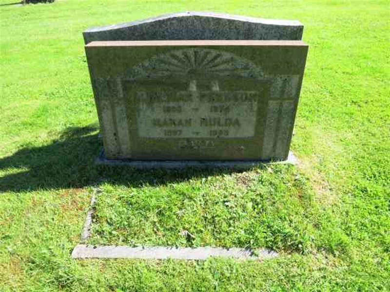 Grave number: RN D  1007-1008