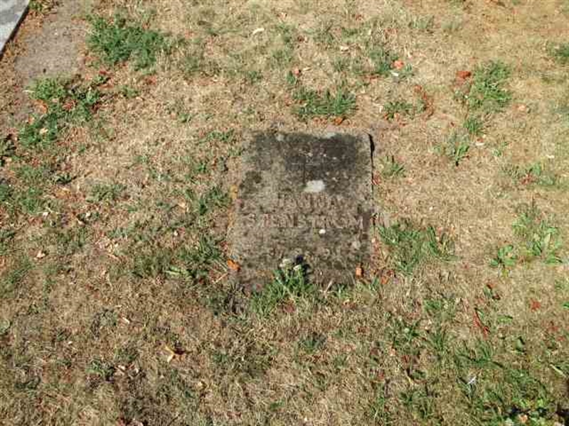 Grave number: RG B    52