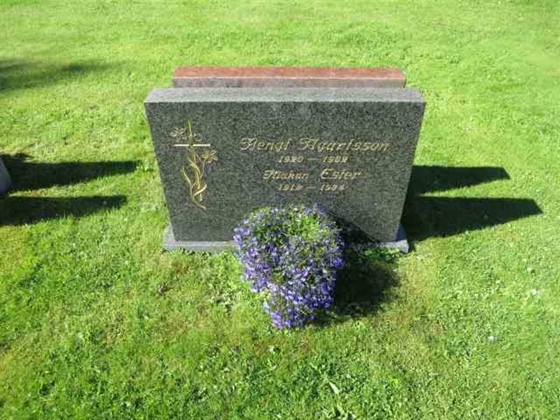Grave number: RN D   947-948
