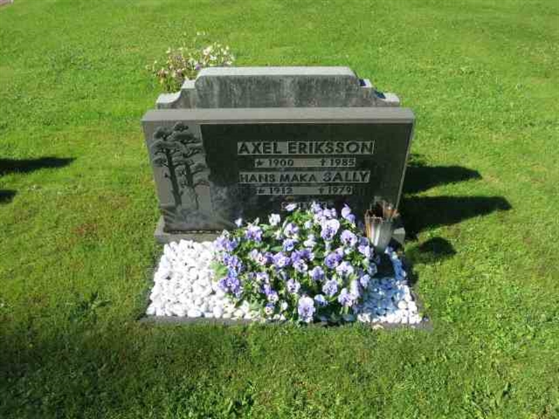 Grave number: RN D   994-995
