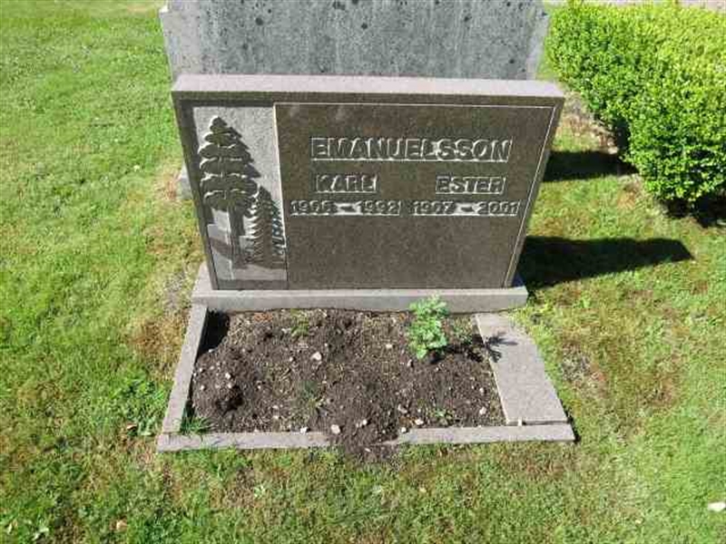 Grave number: RN K    11-12