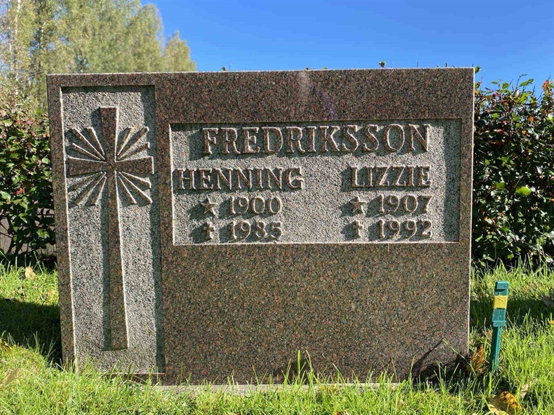 Grave number: 1 22     40