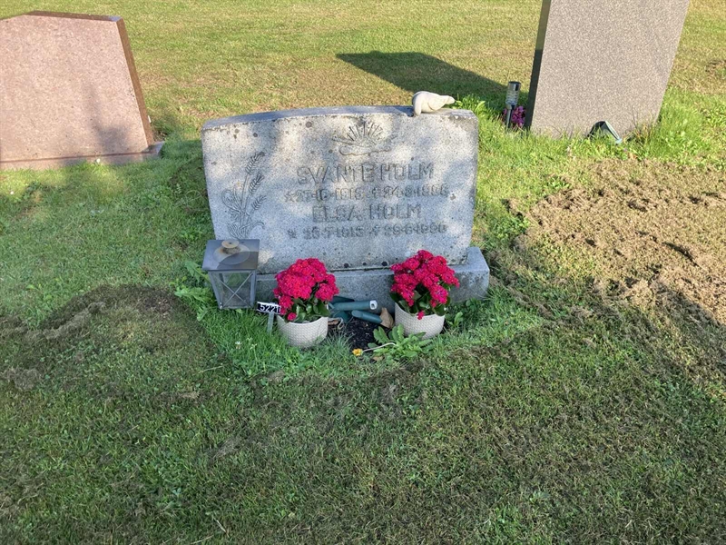 Grave number: R 02   282, 283