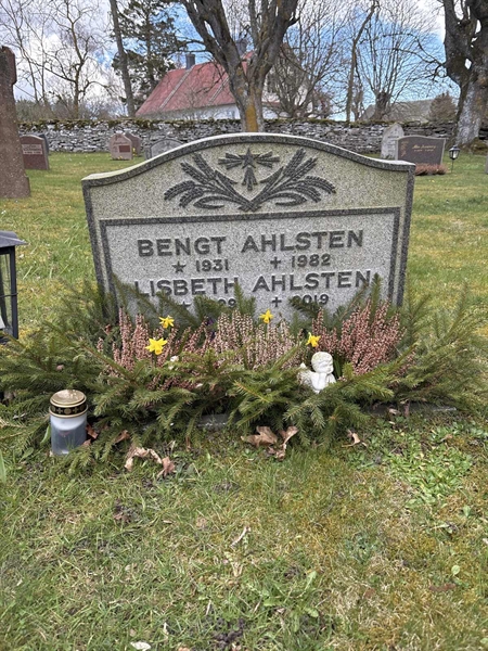 Grave number: FA   159, 160