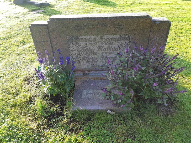 Grave number: Fr 7   167-169