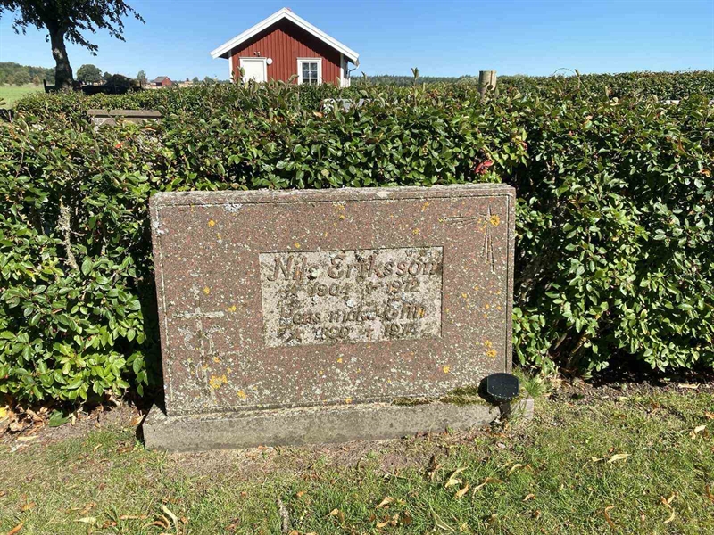 Grave number: SKÄ C     4-5