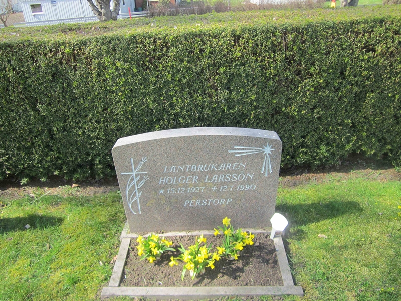 Grave number: 04 B  135
