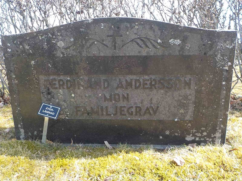Grave number: 2 2   262-263