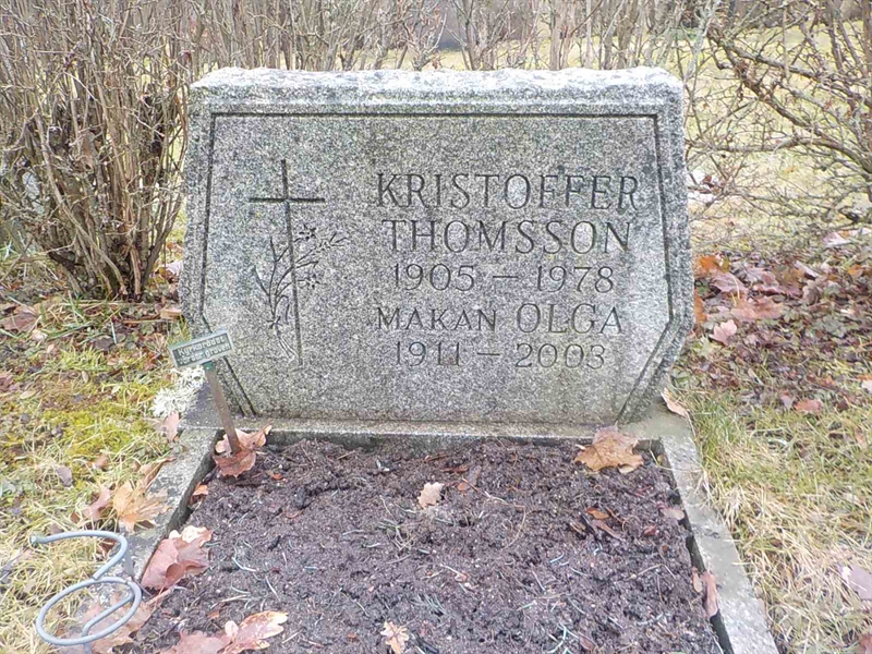 Grave number: 2 3   194-195