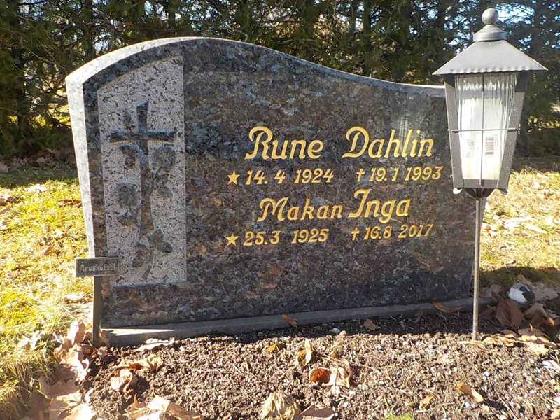 Grave number: 2 2   154-155