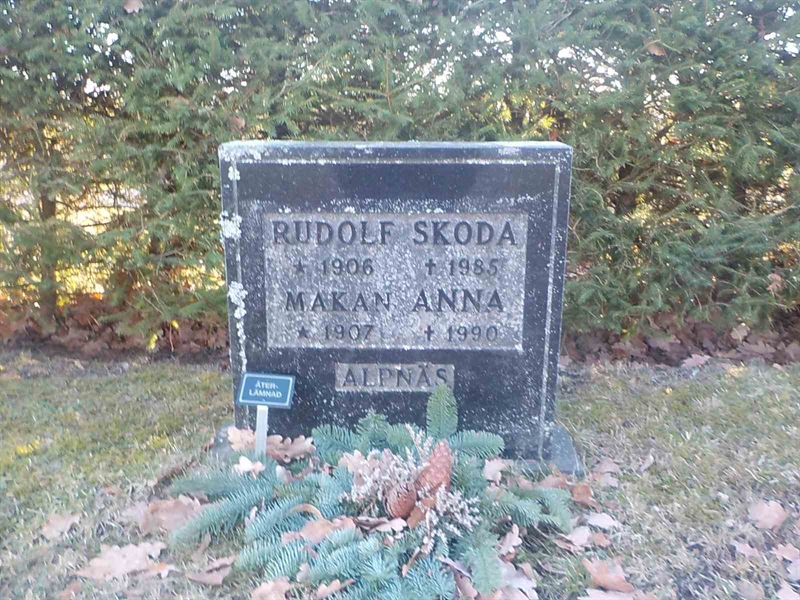 Grave number: 2 1    64