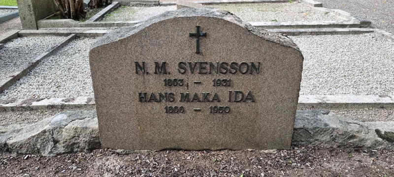 Grave number: LM 3 54  020