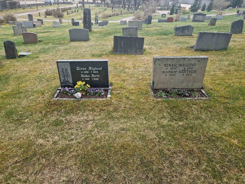 Grave number: 1 NB    13