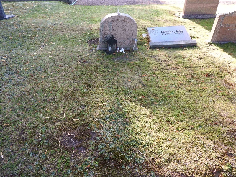 Gravnummer: BRO 4     7