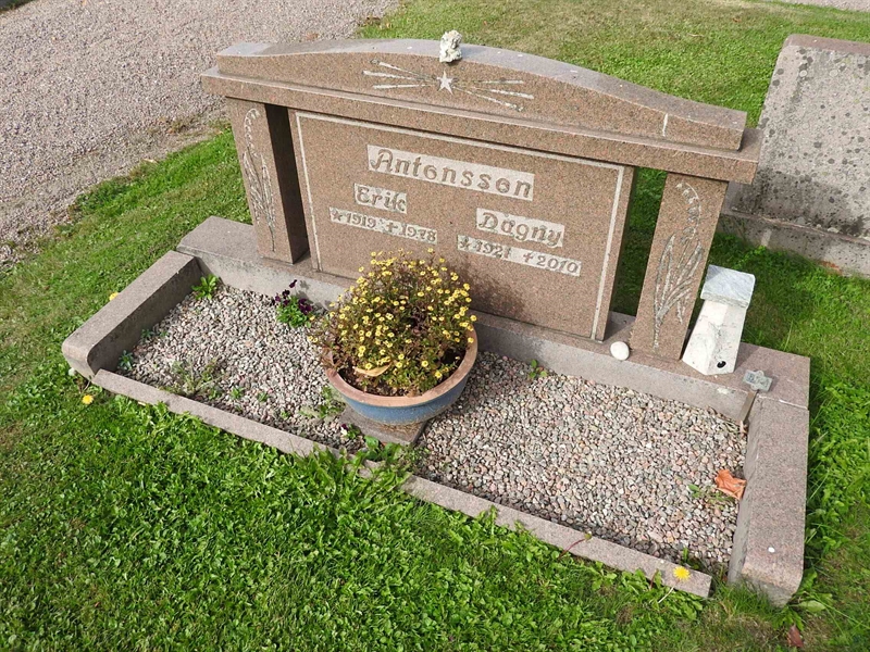 Gravnummer: BRO 13    54