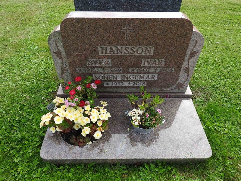 Hautatunnus: BRO 13    80