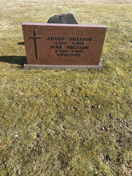 Grave number: 30 B    93-94