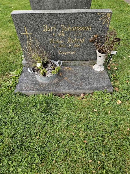 Grave number: Fr 8   273-274