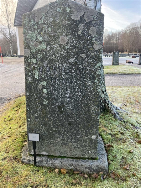 Hautatunnus: 2 C     1