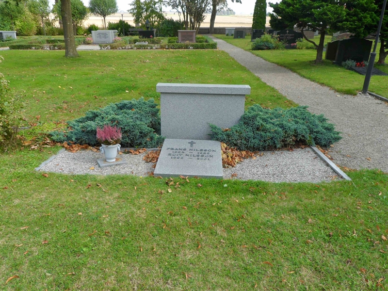 Grave number: SK H   183, 184