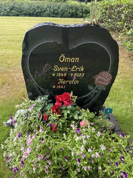 Gravnummer: Sä KV 07     9